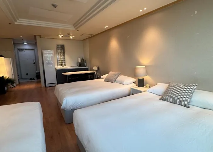 Urban Hongdae Apartment *